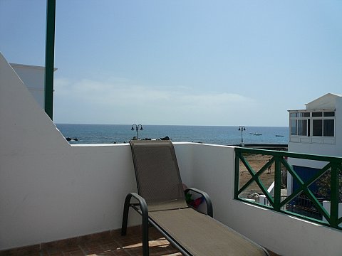 vue sur l’océan depuis le balcon